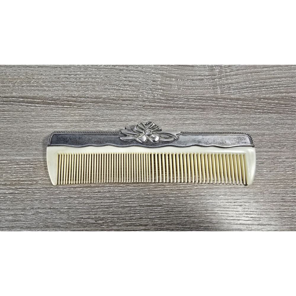 Vintage Gloria Vanderbilt Silver Plated Hair Comb Floral Design‎